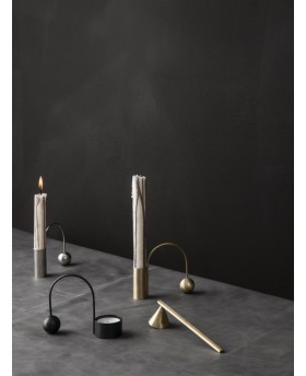 Bougeoir en laiton Balance - Ferm Living