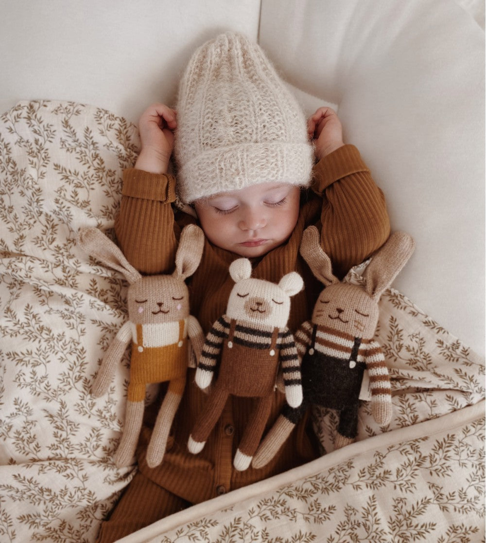 Accessoires - Doudou Ours Polaire | salopette noisette - Main Sauvage