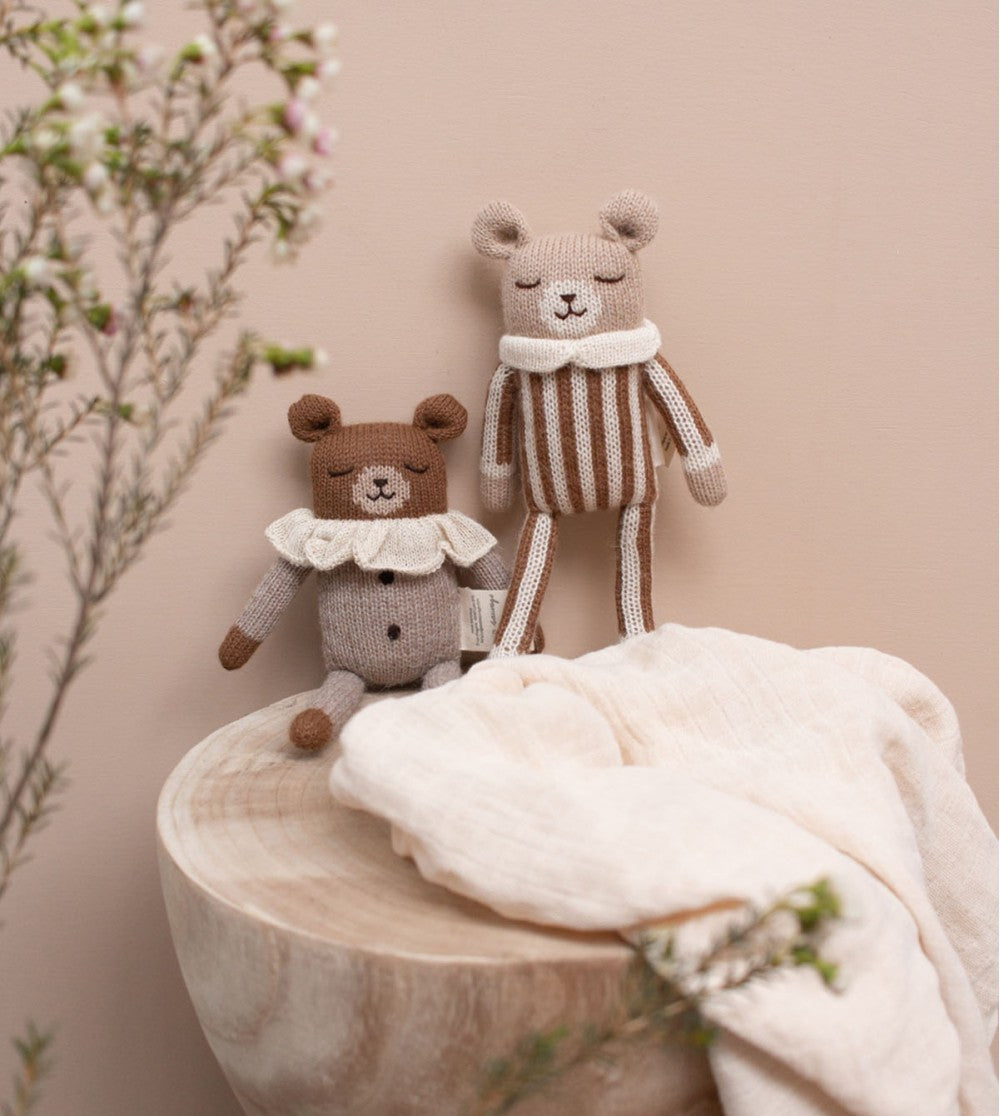 Accessoires - Doudou Ourson | combinaison à rayures noisette - Main Sauvage