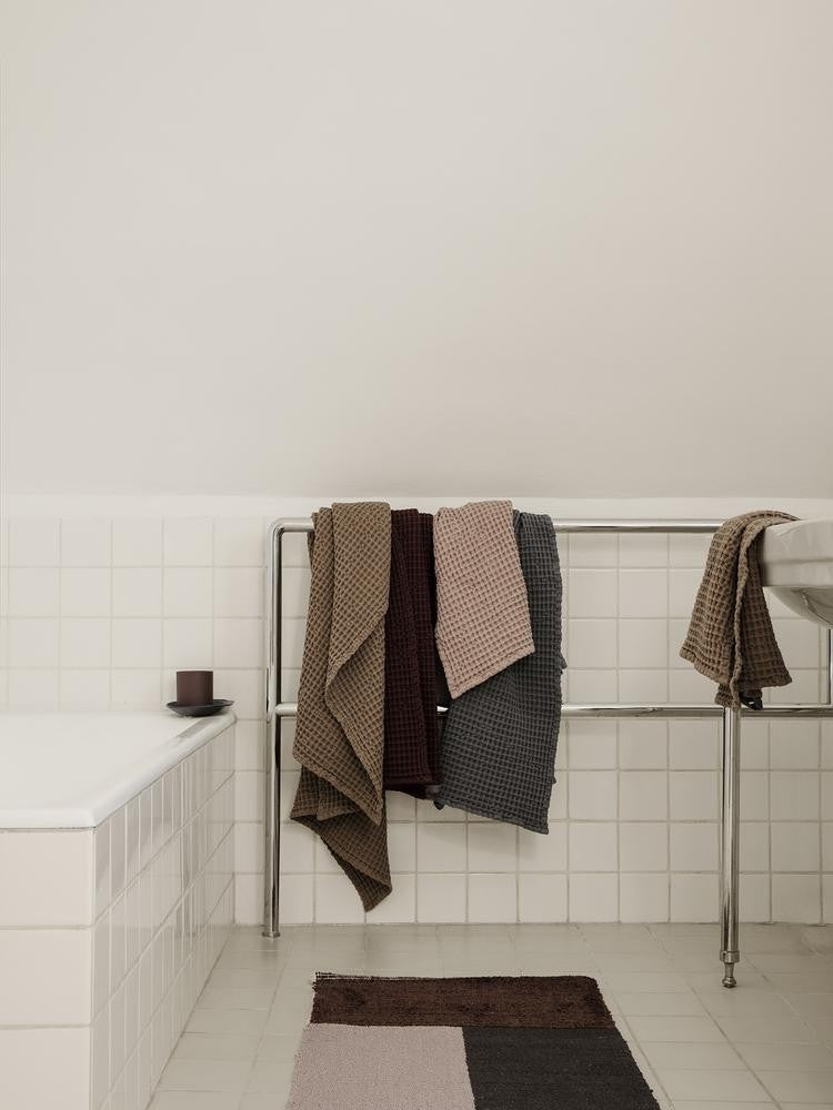 Accessoires salle de bains - Serviette de toilette Organic - Ferm Living