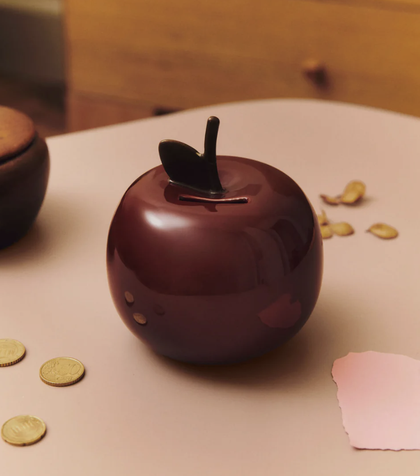 Accueil - Tirelire Pomme | Deep Red | Ferm Living