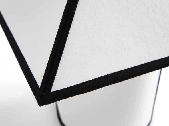 Accueil - AVA PYRAMID | TABLE LAMP 450 | HAY