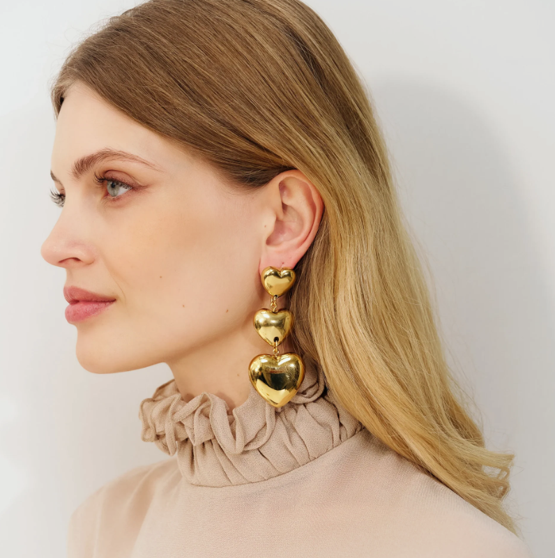 Accueil - Boucle d'Oreille |Triple Cœur | Or | Vanessa Baroni