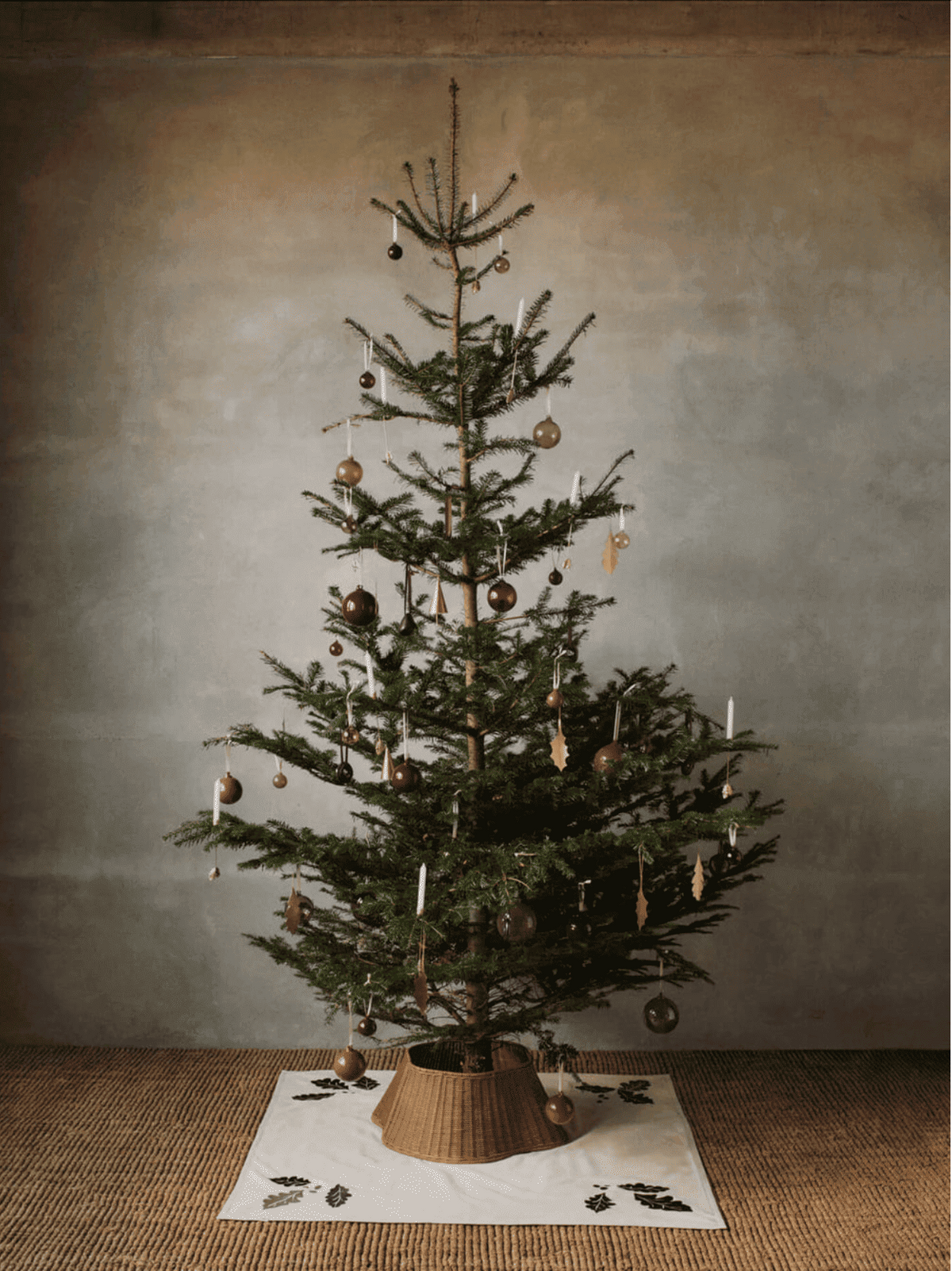 Accueil - Cache-pied de sapin|Drape| Ferm Living