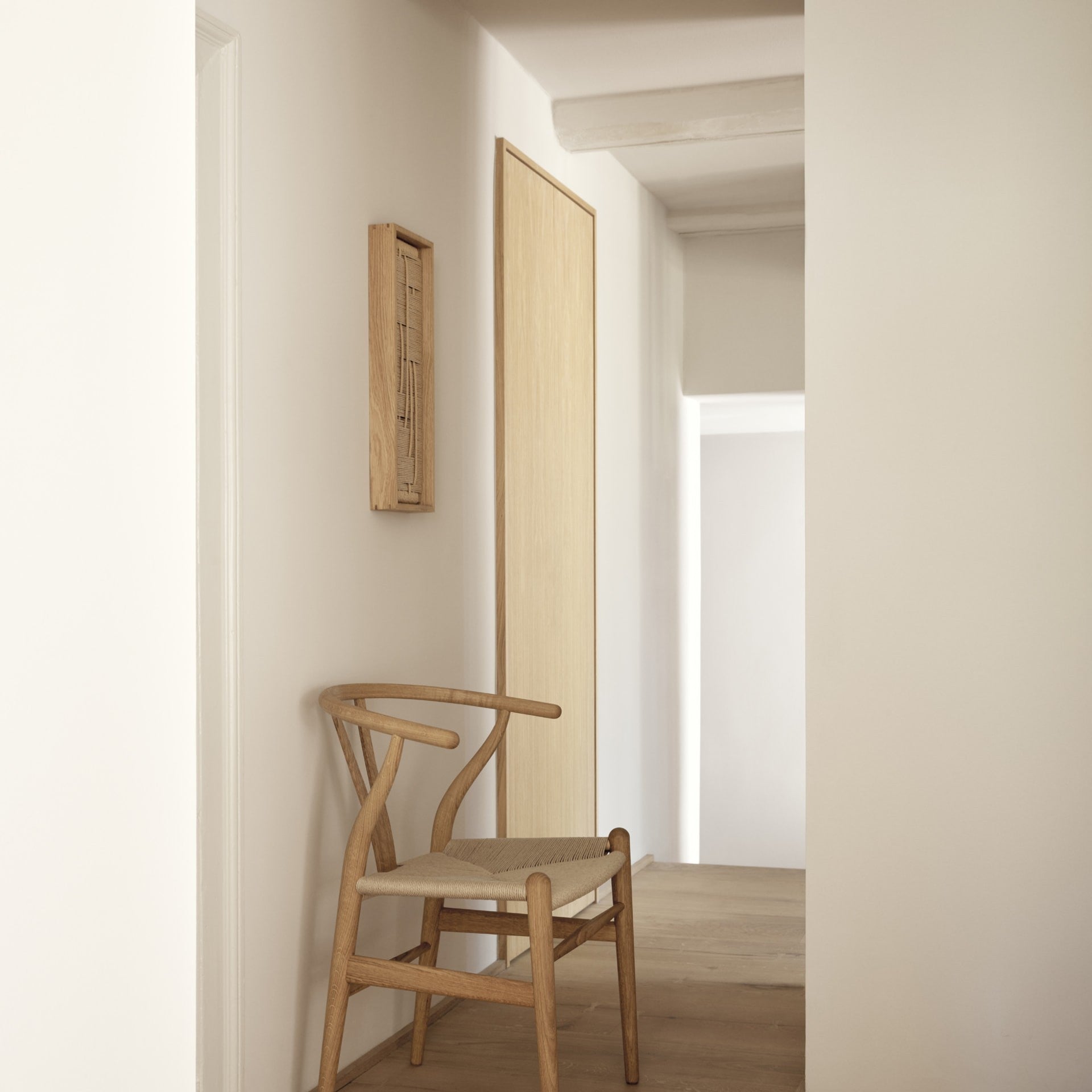 Accueil - Chaise | CH24 | Chêne huilé - The Babooshka - Carl Hansen