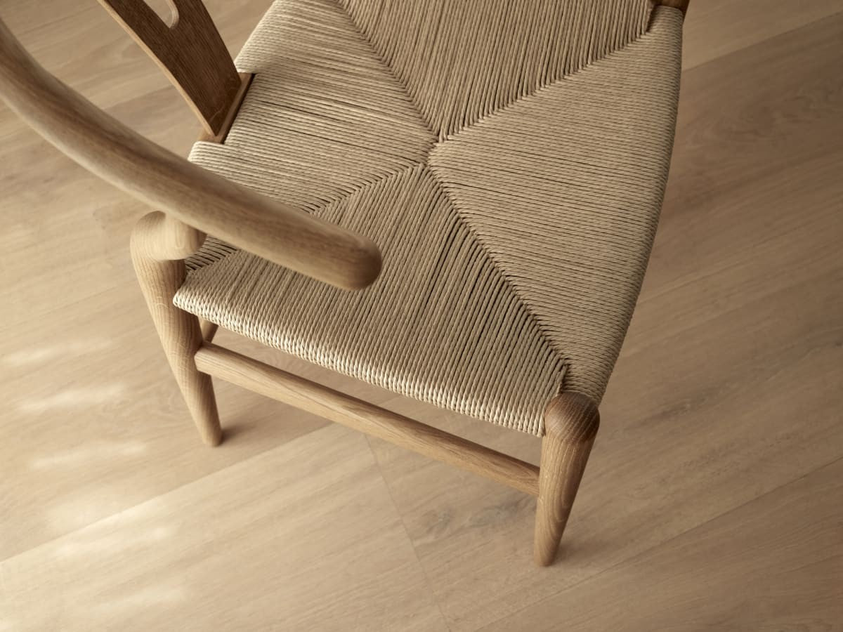 Accueil - Chaise | CH24 | Chêne huilé - The Babooshka - Carl Hansen