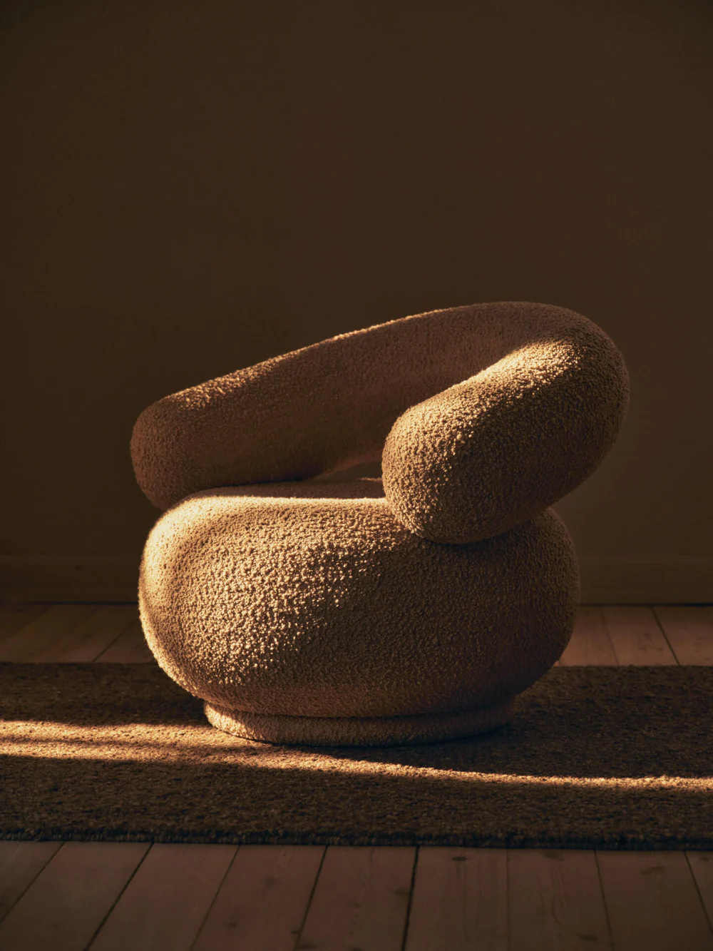 Accueil - Chaise longue | Orbo Lounge Chair | Raw Bouclé - Ferm Living