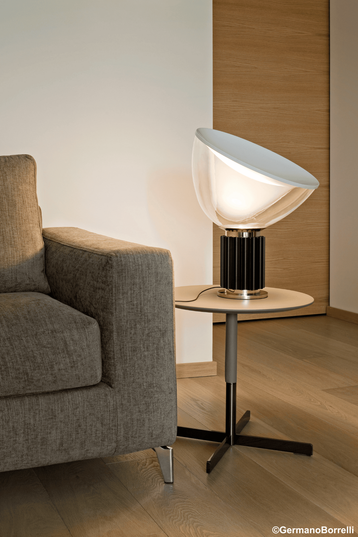 Accueil - Lampe à poser | Taccia | Small - Flos