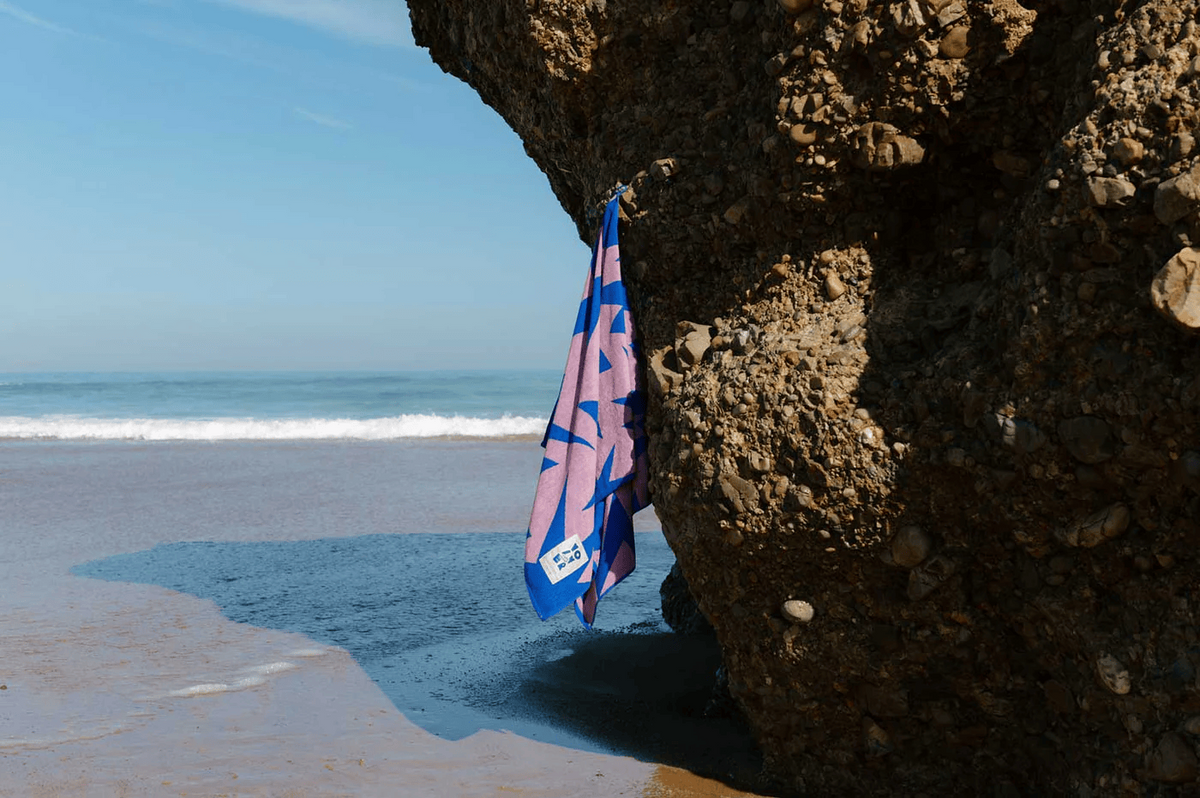 Accueil - Serviette De Plage | Flashhh - Volver