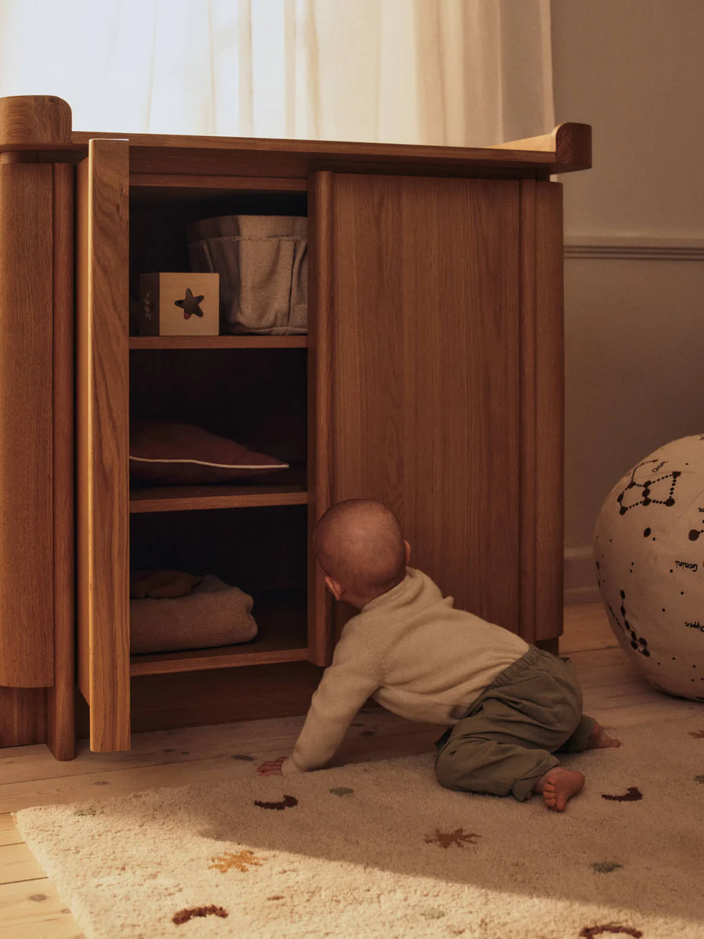 Accueil - Table À Langer | Tilu Changing Unit - Ferm Living