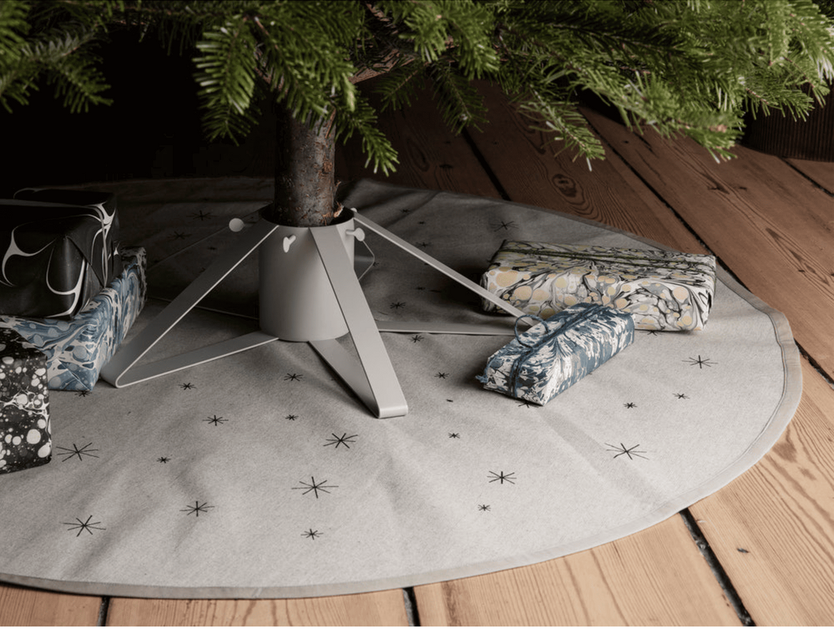 Accueil - Tapis de sapin | Star Christmas Tree | Sand| Ferm Living