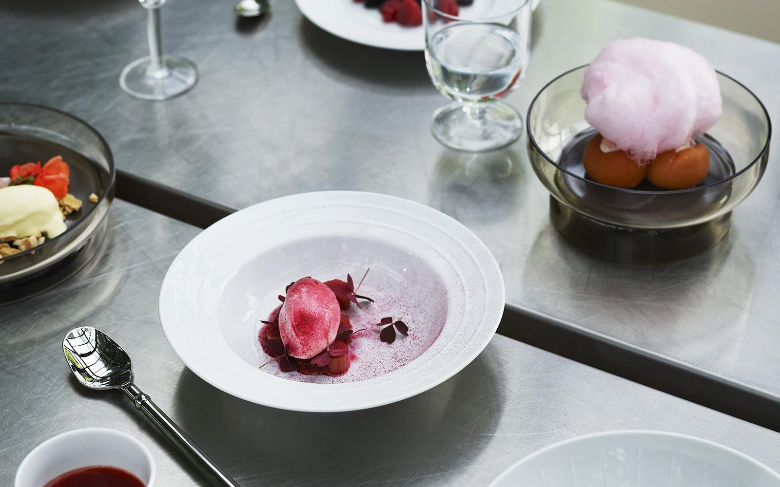 Assiettes - Assiette creuse Banquet Tivoli Ø 22 cm - Normann Copenhagen