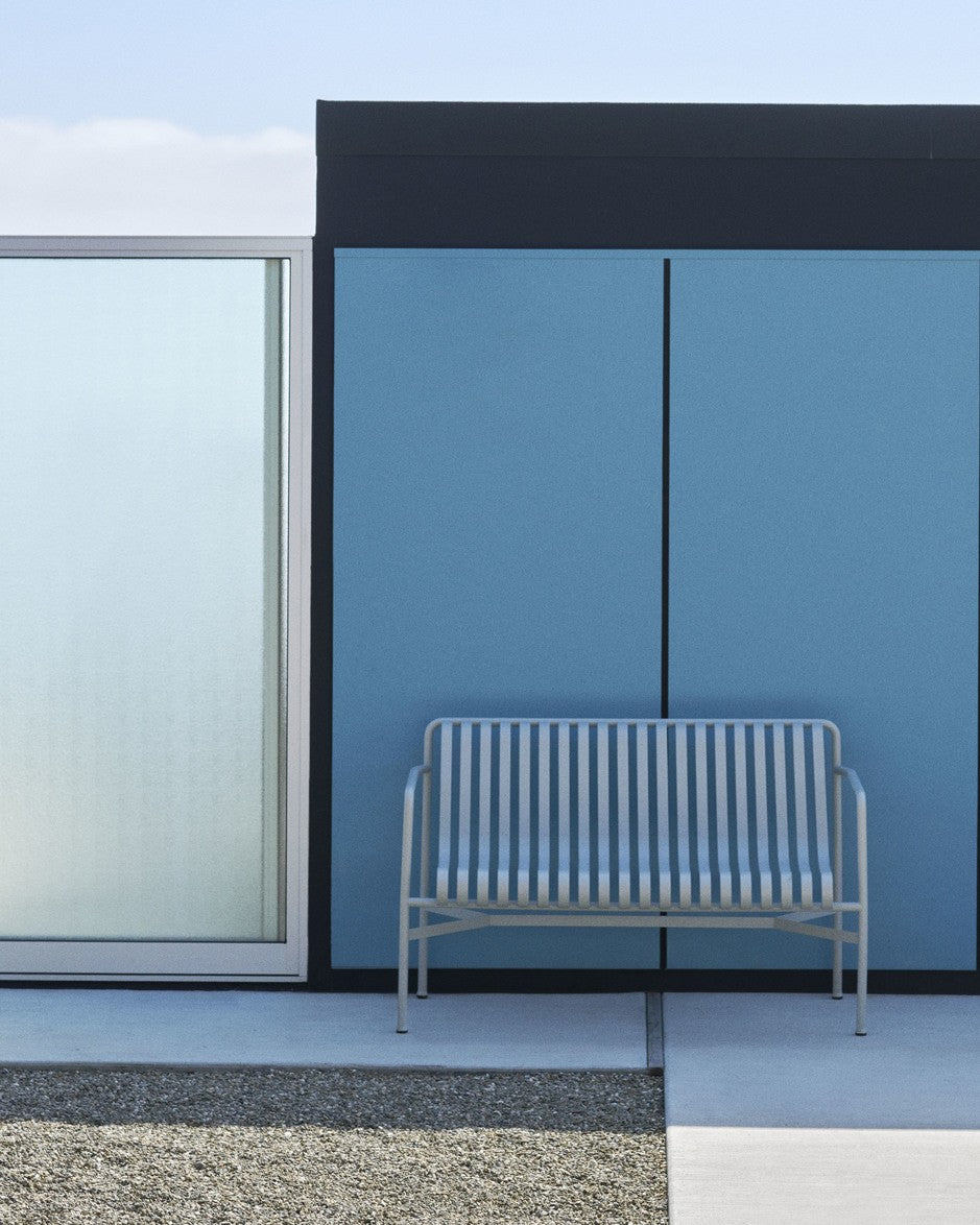 Bancs - Banc avec accoudoirs | Palissade | Dining - HAY
