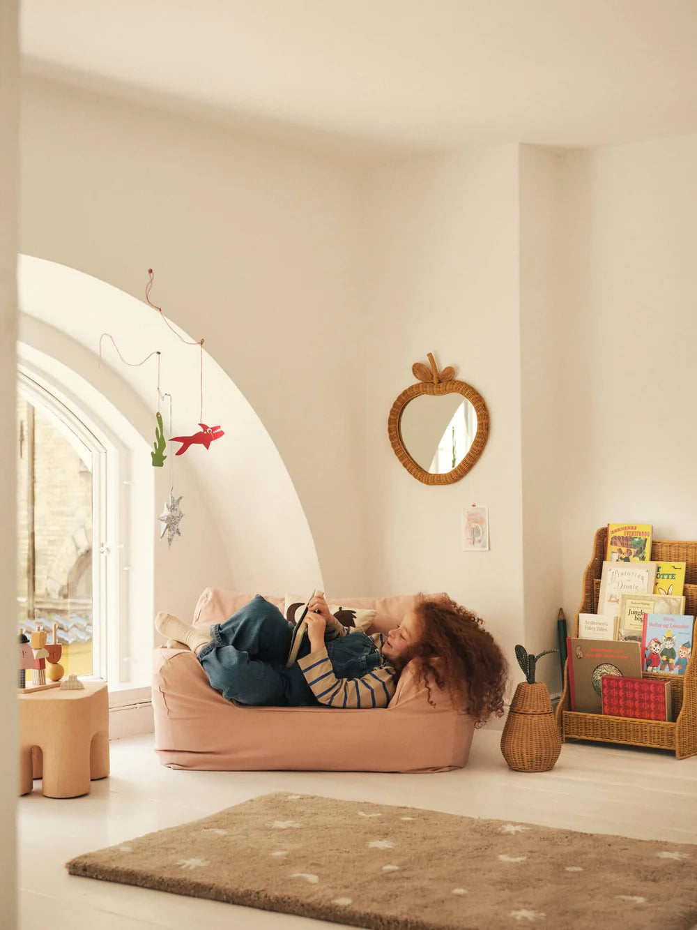 Bibliothèque | Rivan Display Bookcase