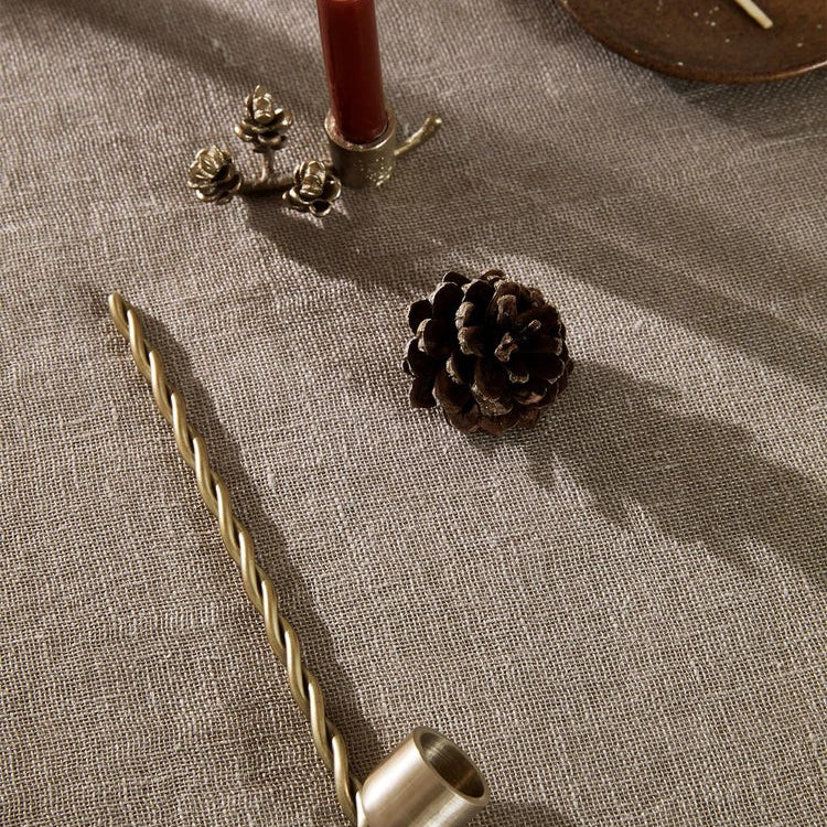 Bougies et bougeoirs - Éteignoir à bougie Twist - Ferm Living