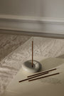 Bougies et bougeoirs - Porte-encens | Sense - Ferm Living