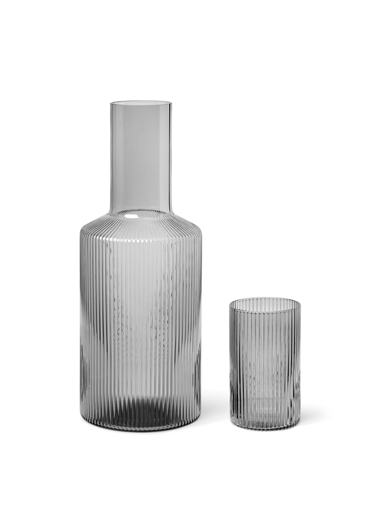 Carafes - Carafe en verre | Ripple | 1L- Ferm Living
