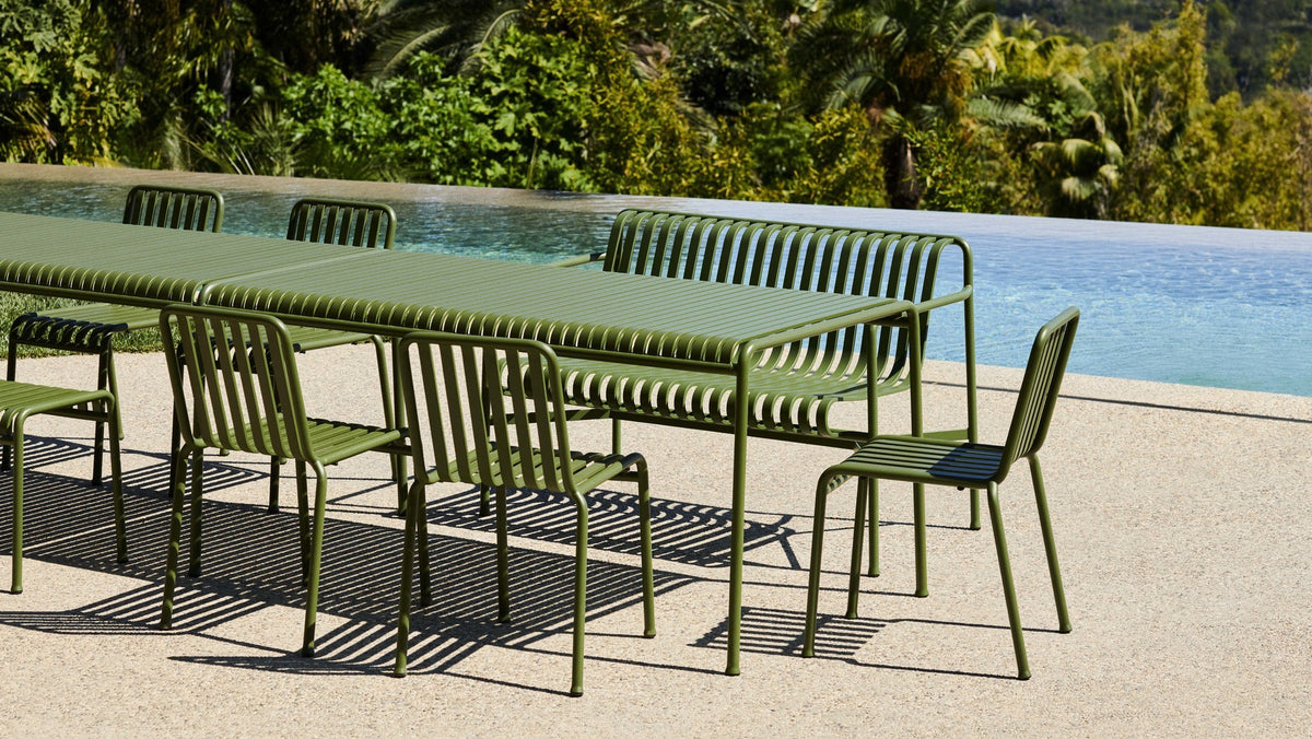 Chaises - Chaise empilable | Palissade - HAY