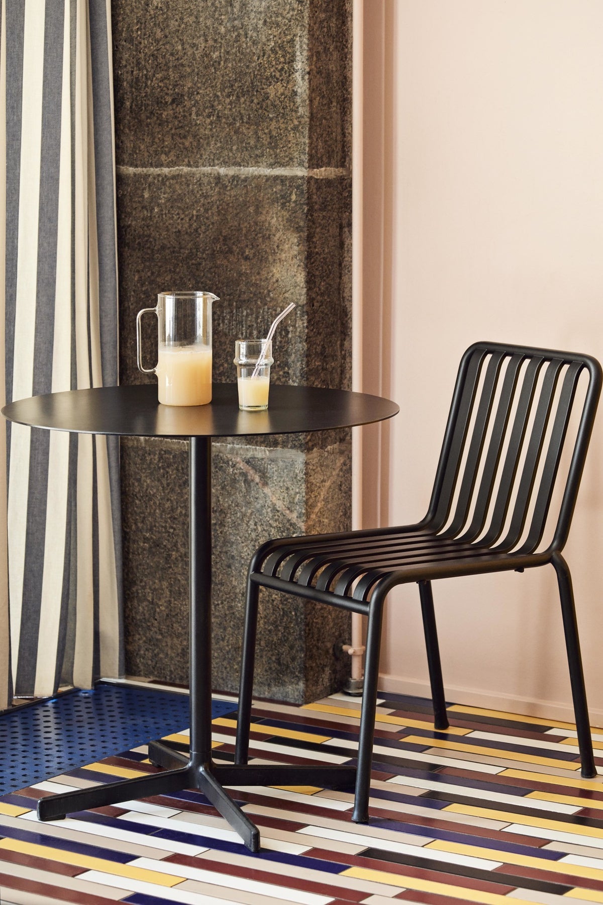 Chaises - Chaise empilable | Palissade - HAY