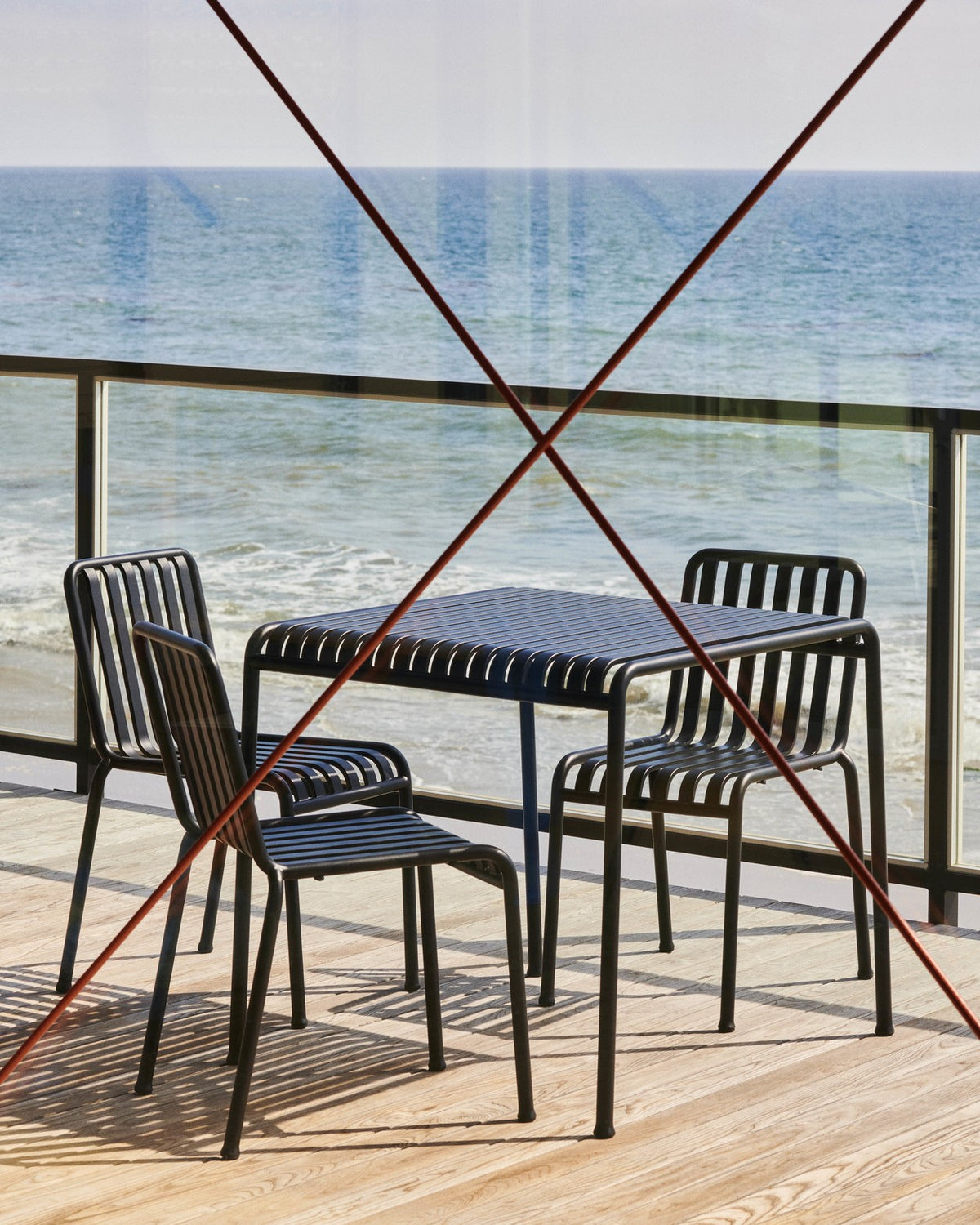 Chaises - Chaise empilable | Palissade - HAY