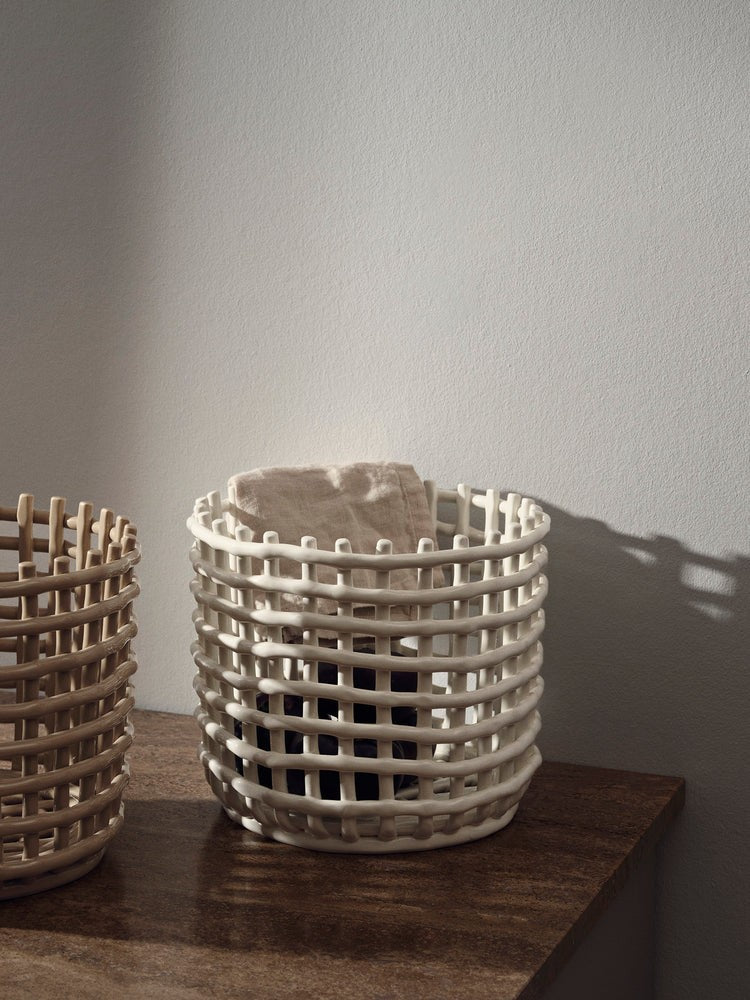 Corbeilles et centres de table - Panier | Ceramic | Large - Ferm Living