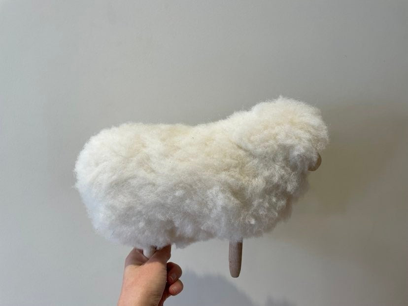 Décoration - Petit mouton en bois et laine - VTF