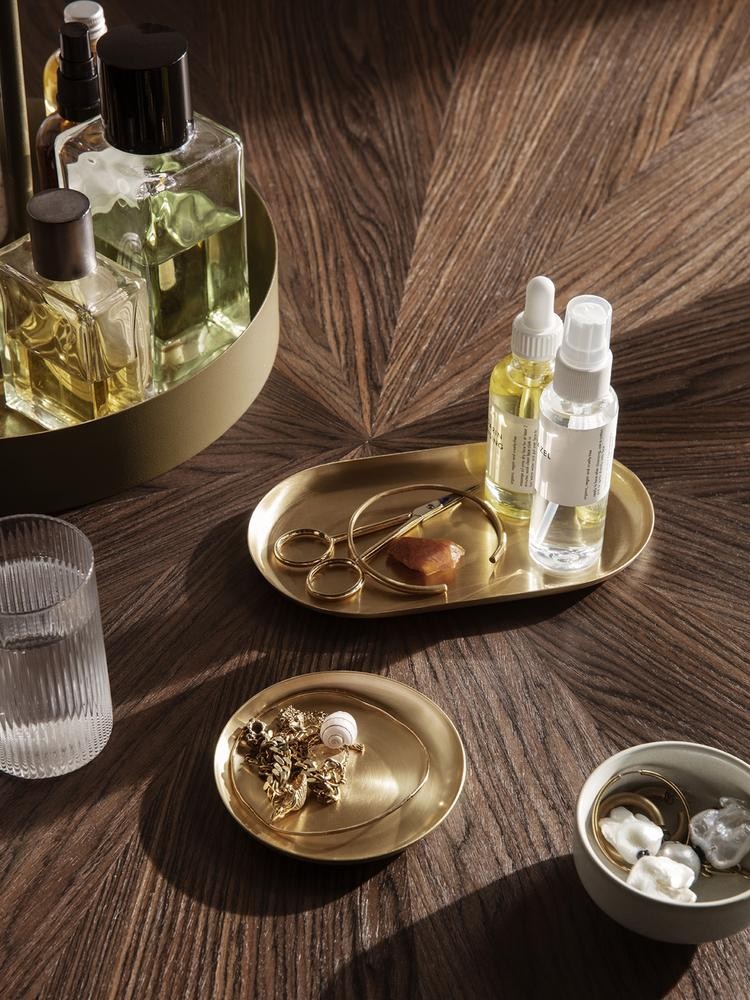 Décorations de Noël - Produit endommagé | Plateau en laiton Basho | Oval - Ferm Living | Remisé