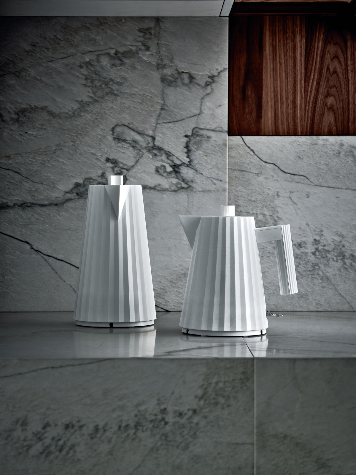 Electroménager - Bouilloire électrique | Plissé | 1.7 L - Alessi