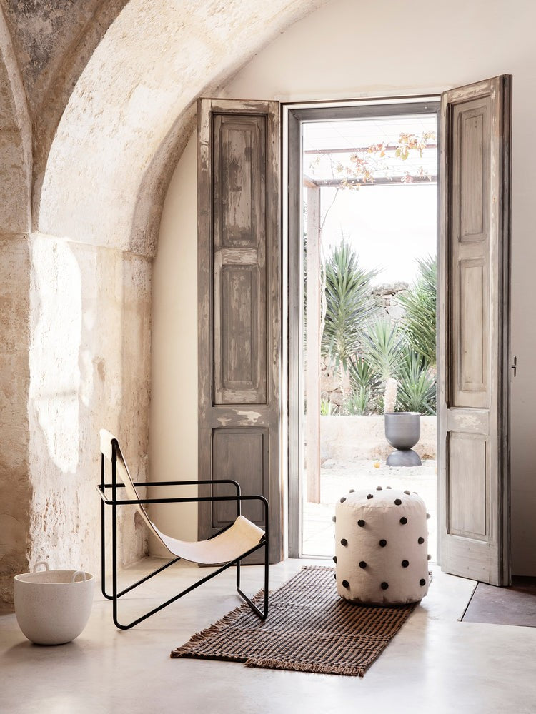 Fauteuils - Fauteuil | Desert | Black / Sand - Ferm Living