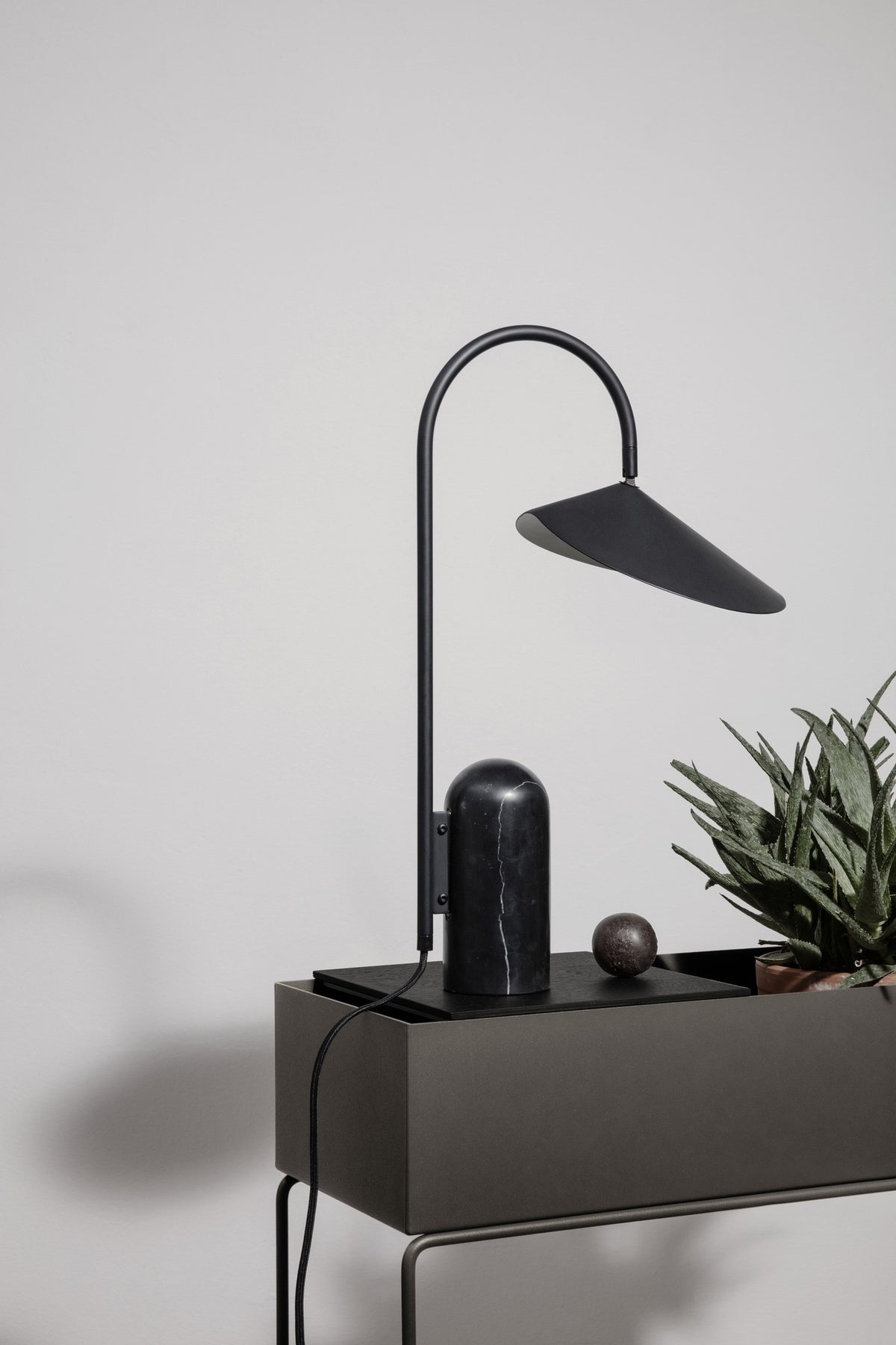 Lampes à poser - Lampe de table | Arum - Ferm Living
