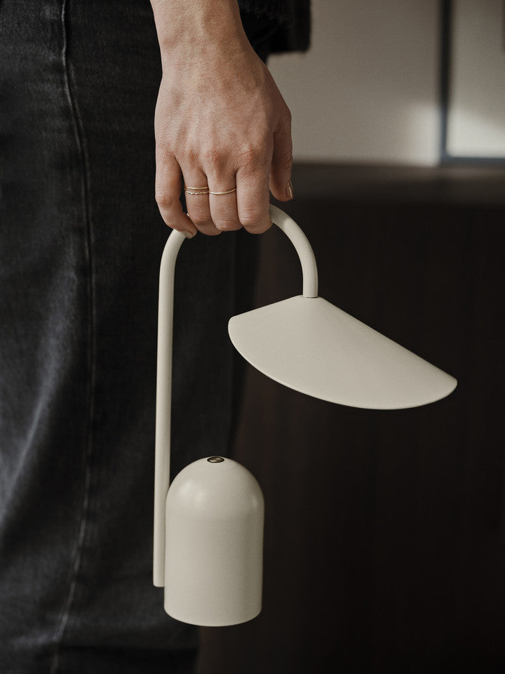 Lampes à poser - Lampe sans fil | Arum - Ferm Living