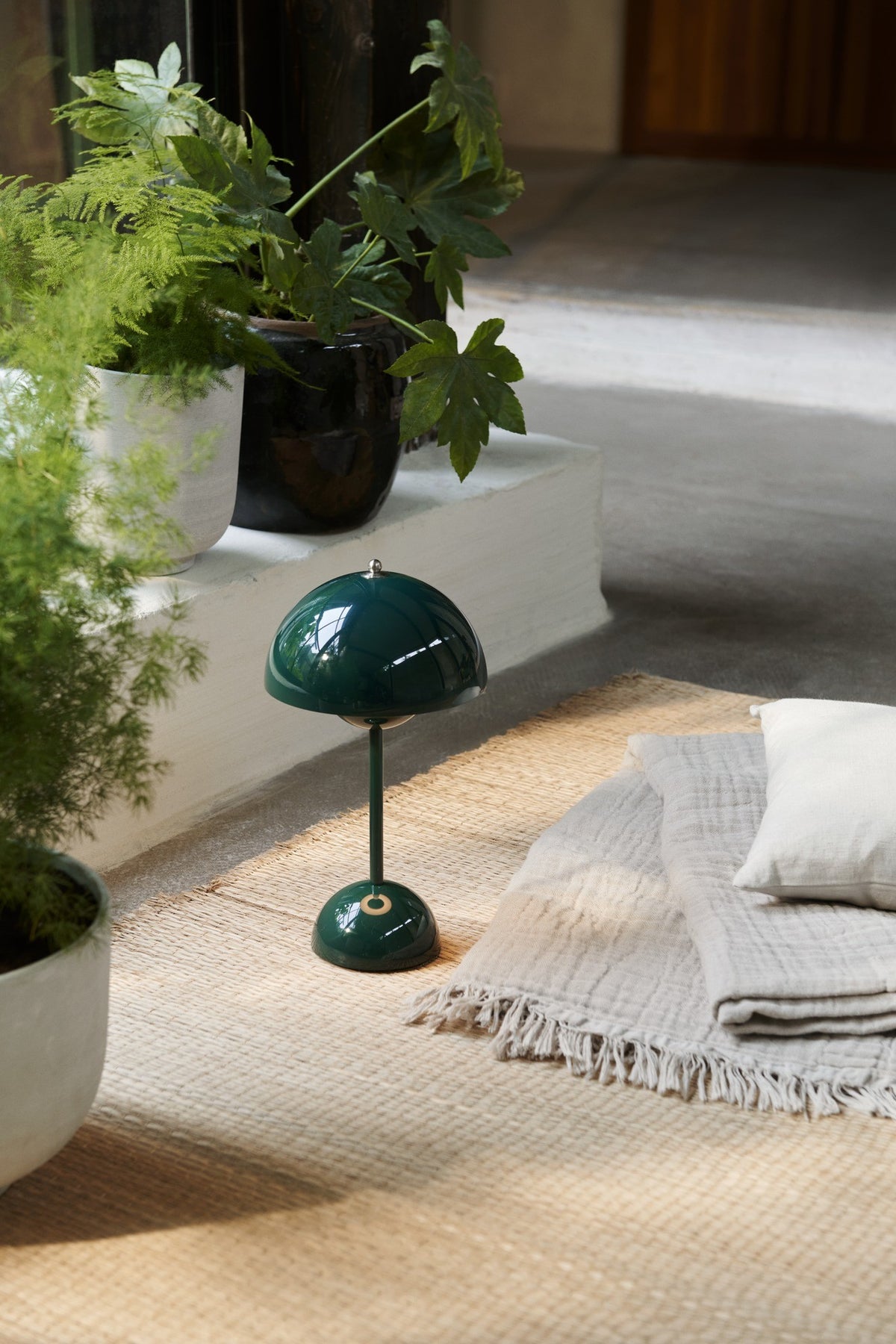 Lampes à poser - Produit Neuf |Lampe sans fil | Flowerpot VP9 - &Tradition | Remisé