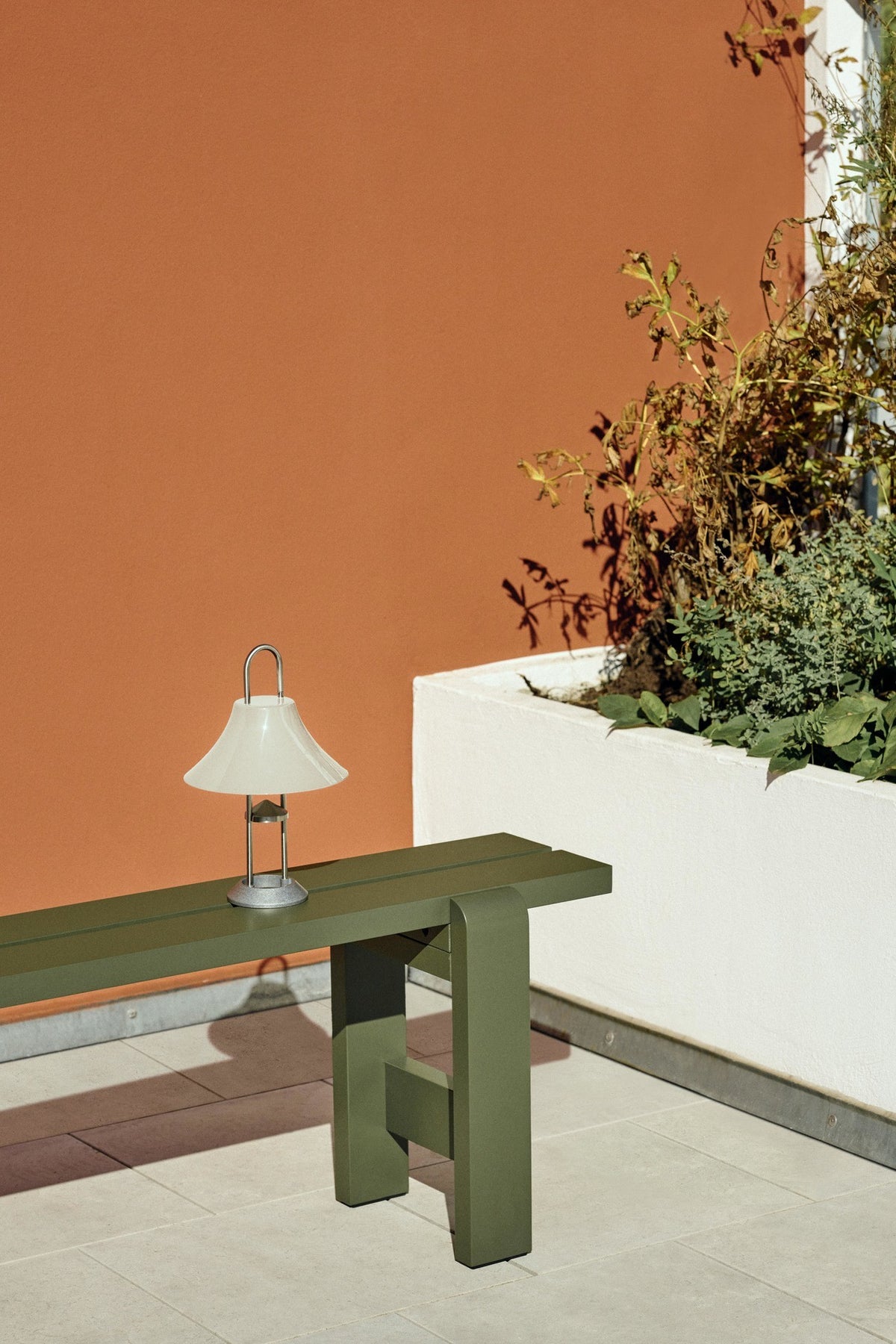 Lampes à poser - Lampe sans fil | Mousqueton - Hay