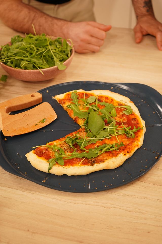 Le Formidable Plat à Pizza