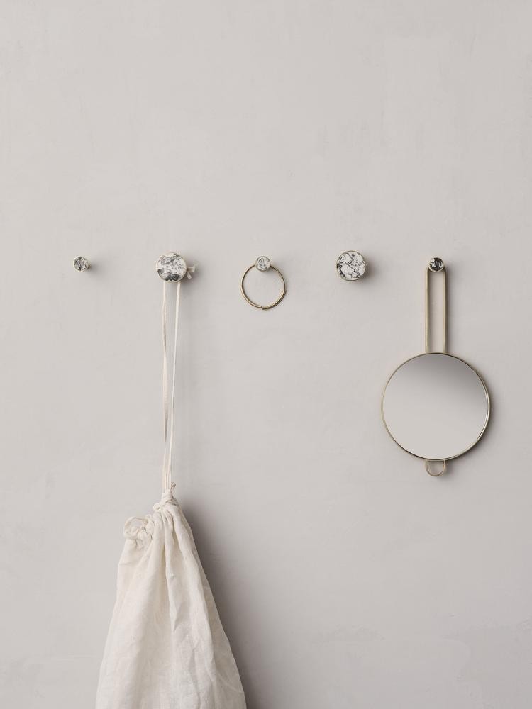 Miroir à main en laiton Poise - Ferm Living