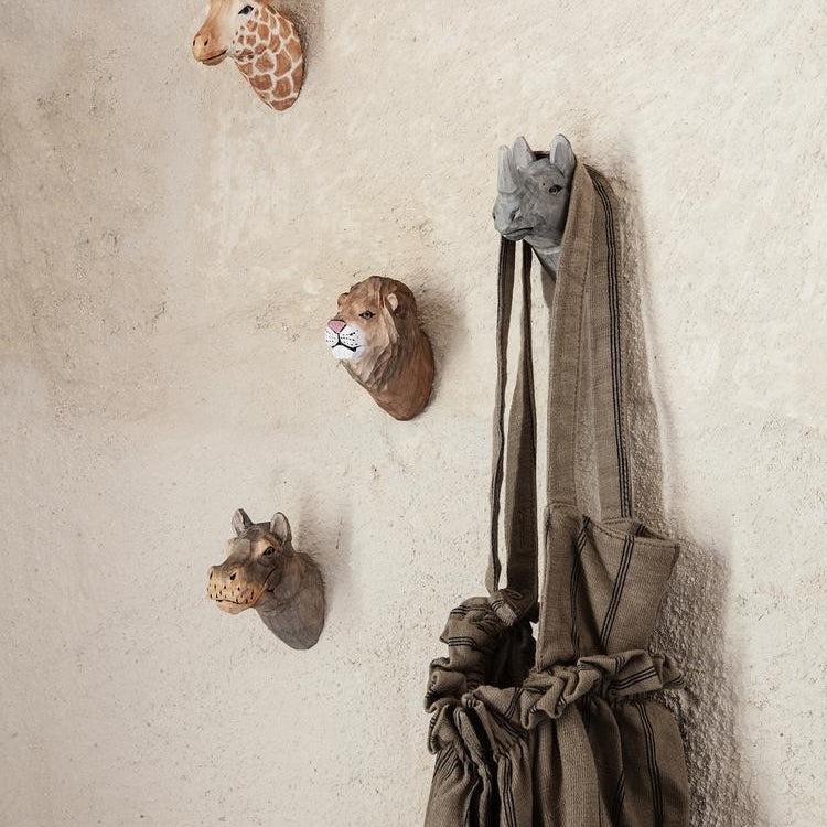 Portemanteaux & patères - Patère en bois Animal Lion - Ferm Living