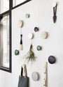 Portemanteaux & patères - Patère Small | The Dots Wood | Ø 9 cm - Muuto