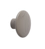 Portemanteaux & patères - Patère Small | The Dots Wood | Ø 9 cm - Muuto