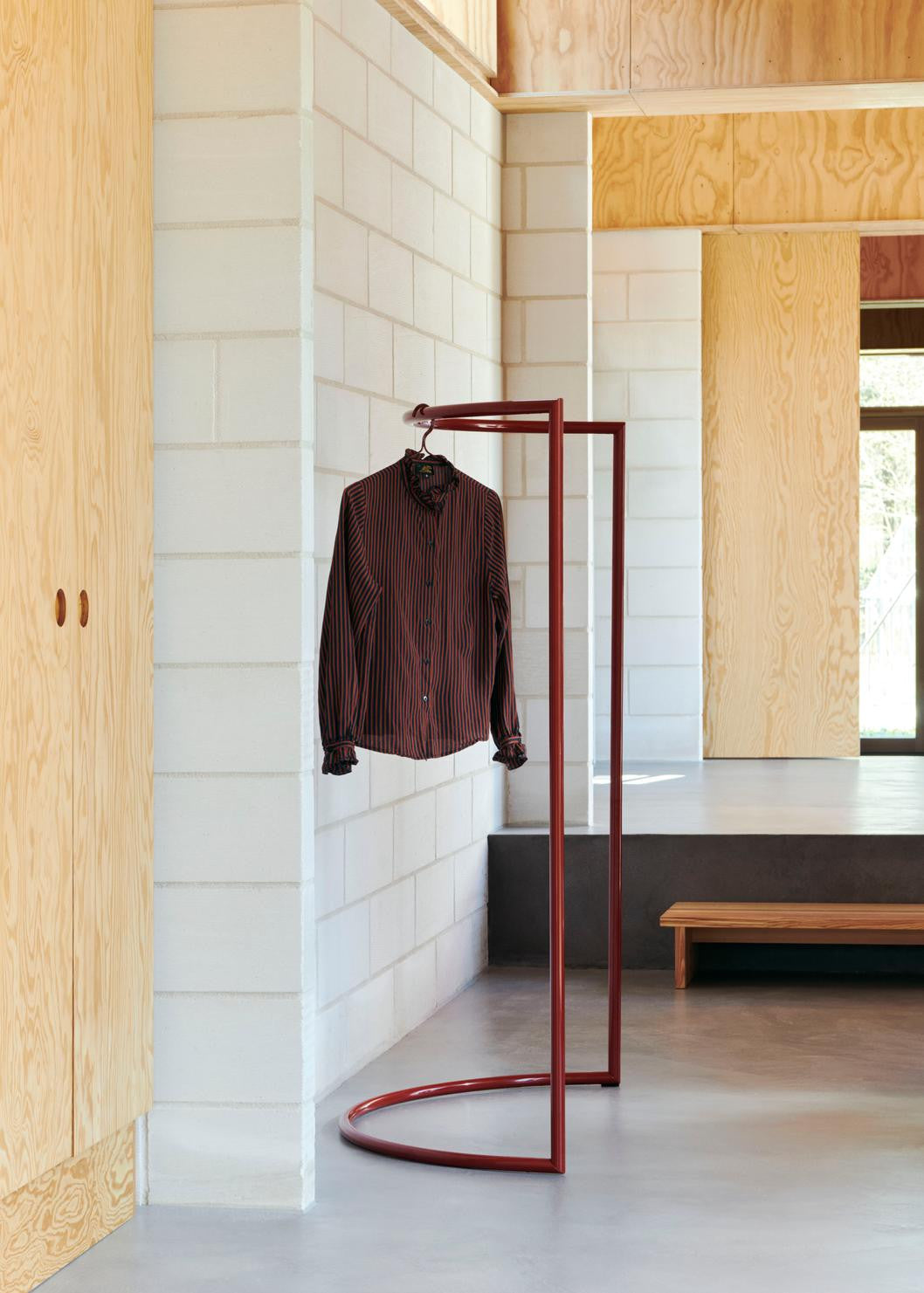Portemanteaux & patères - Portant à Vêtements en C | Colour Rack | HAY