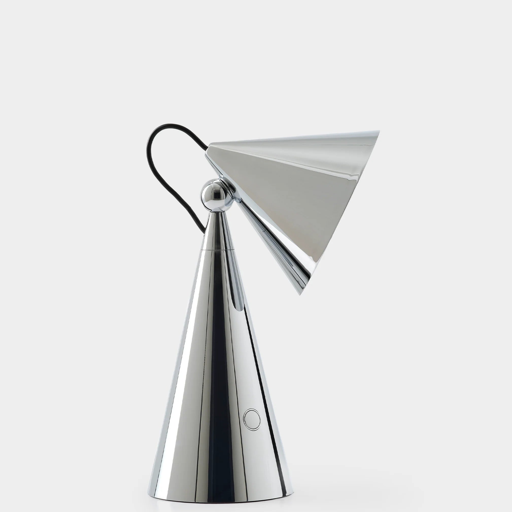 Cordless lamp | LED lighting | Adjustable | Tom Dixon