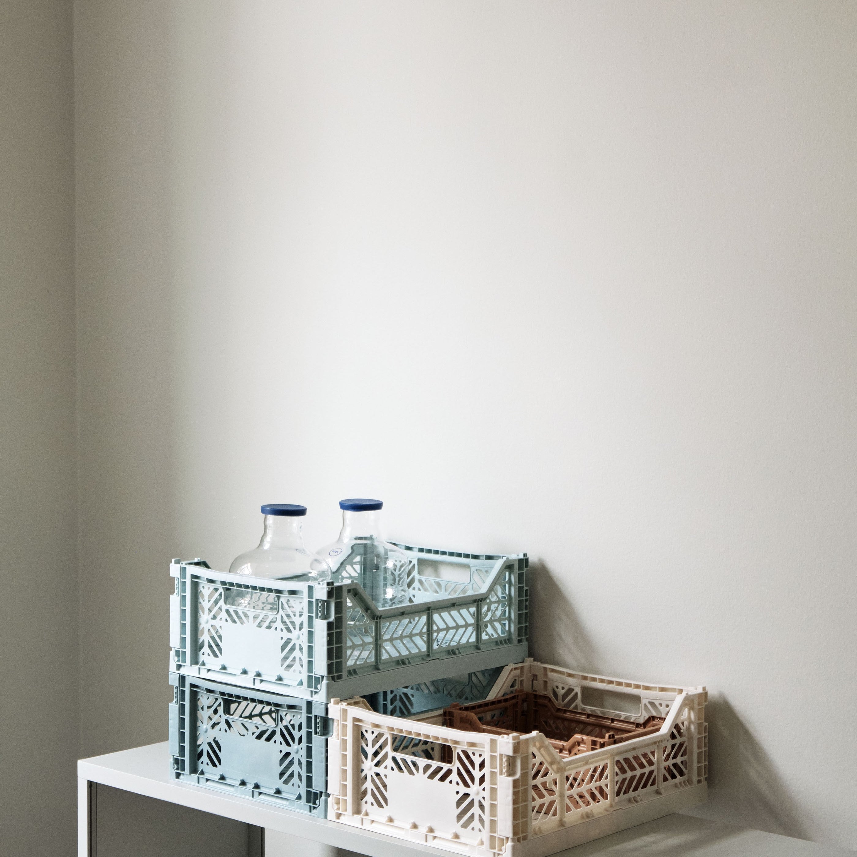 Rangements - Panier Colour Crate M | Arctic Blue - Hay