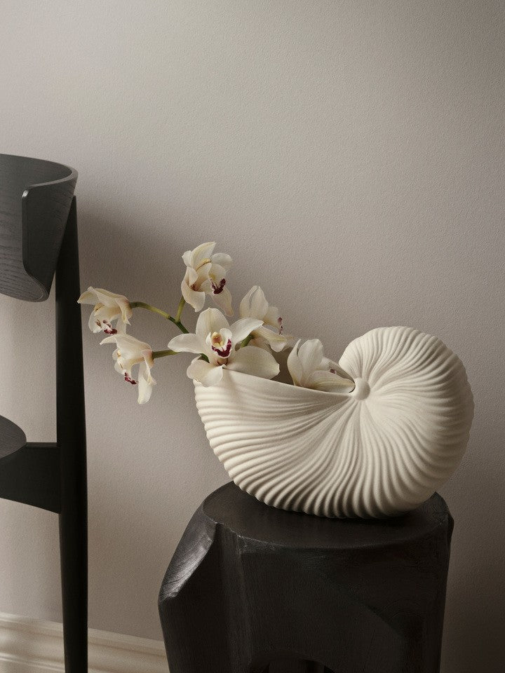 Vases - Pot en céramique | Shell - Ferm Living