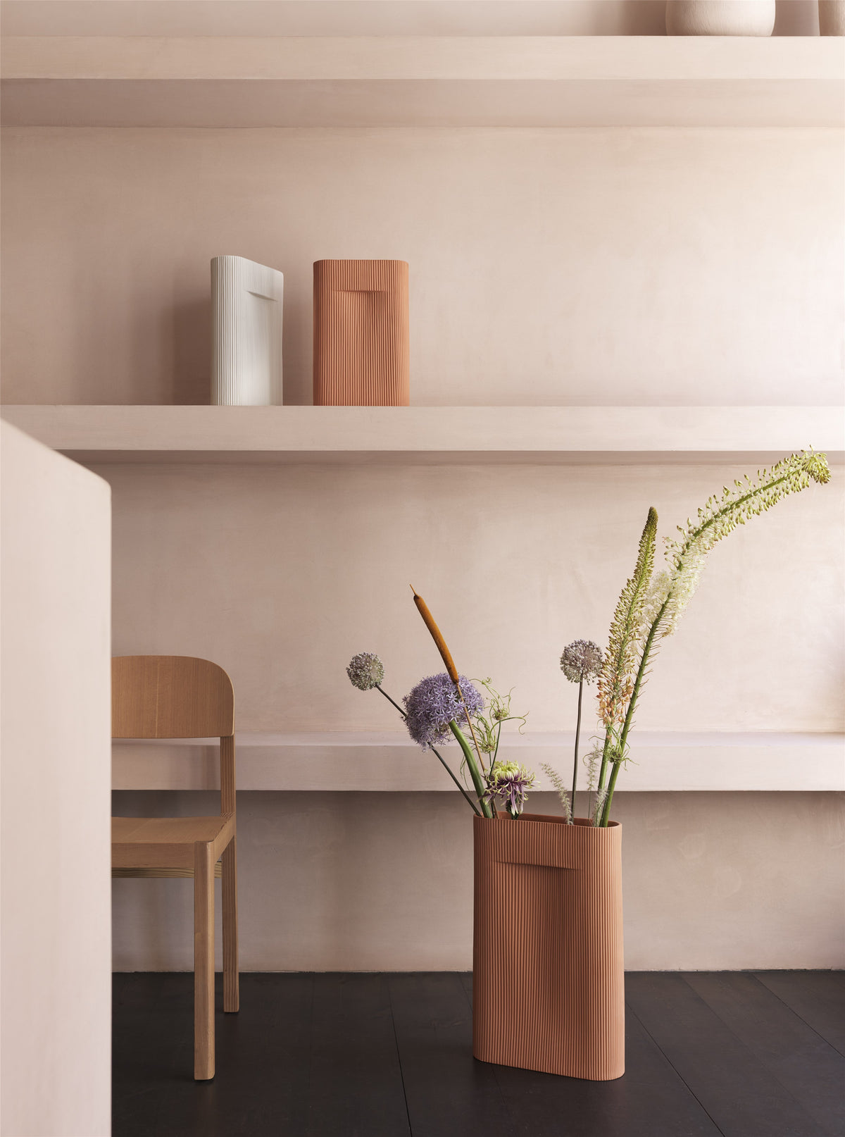 Vases - Vase Ridge Medium - Muuto